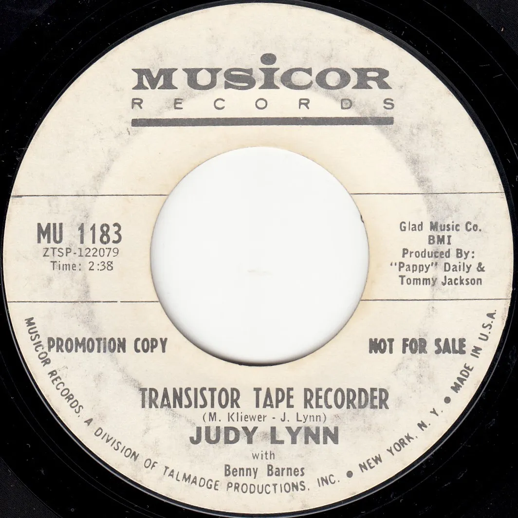 Transistor Tape Recorder – Judy Lynn (A-side label)